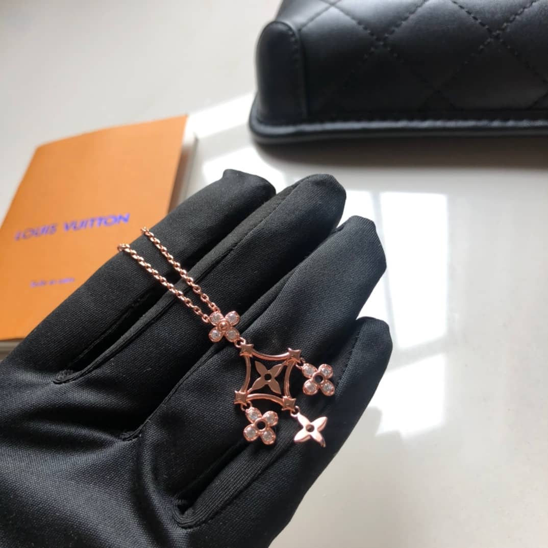 Top Quality L0vis Vvtt0n Necklace