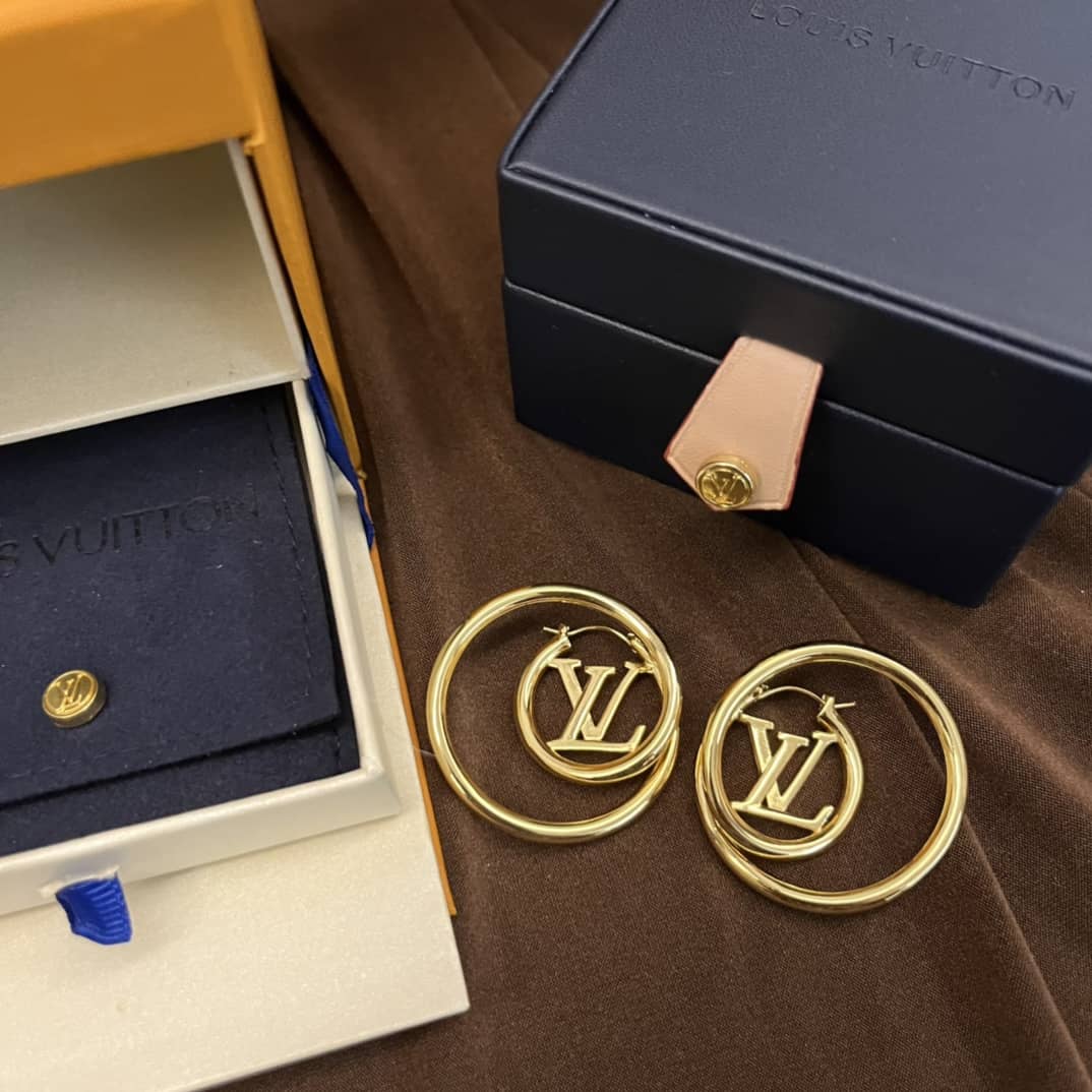 L0vis Vvtt0n Earring First Copy