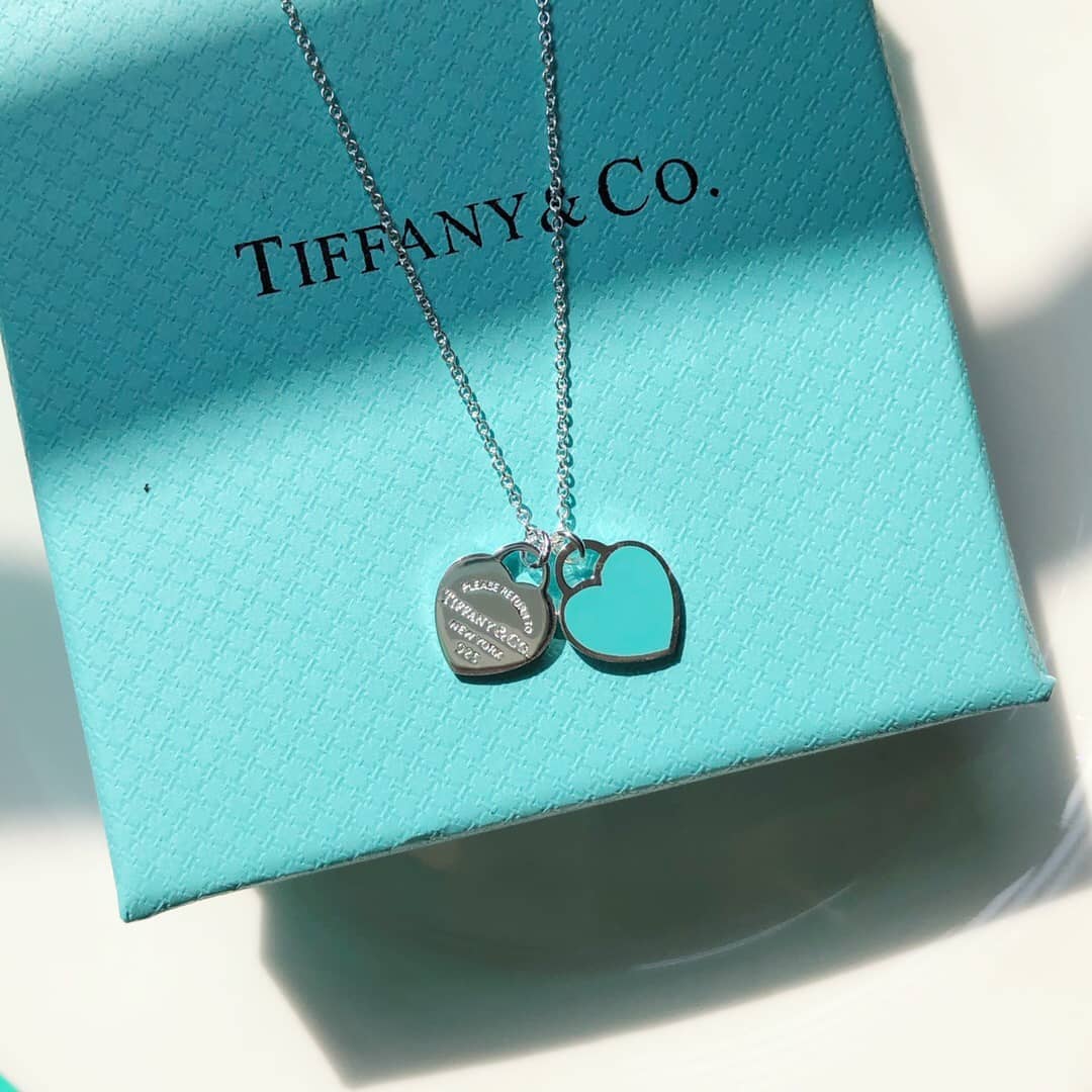T*f*ny Necklace For Sale