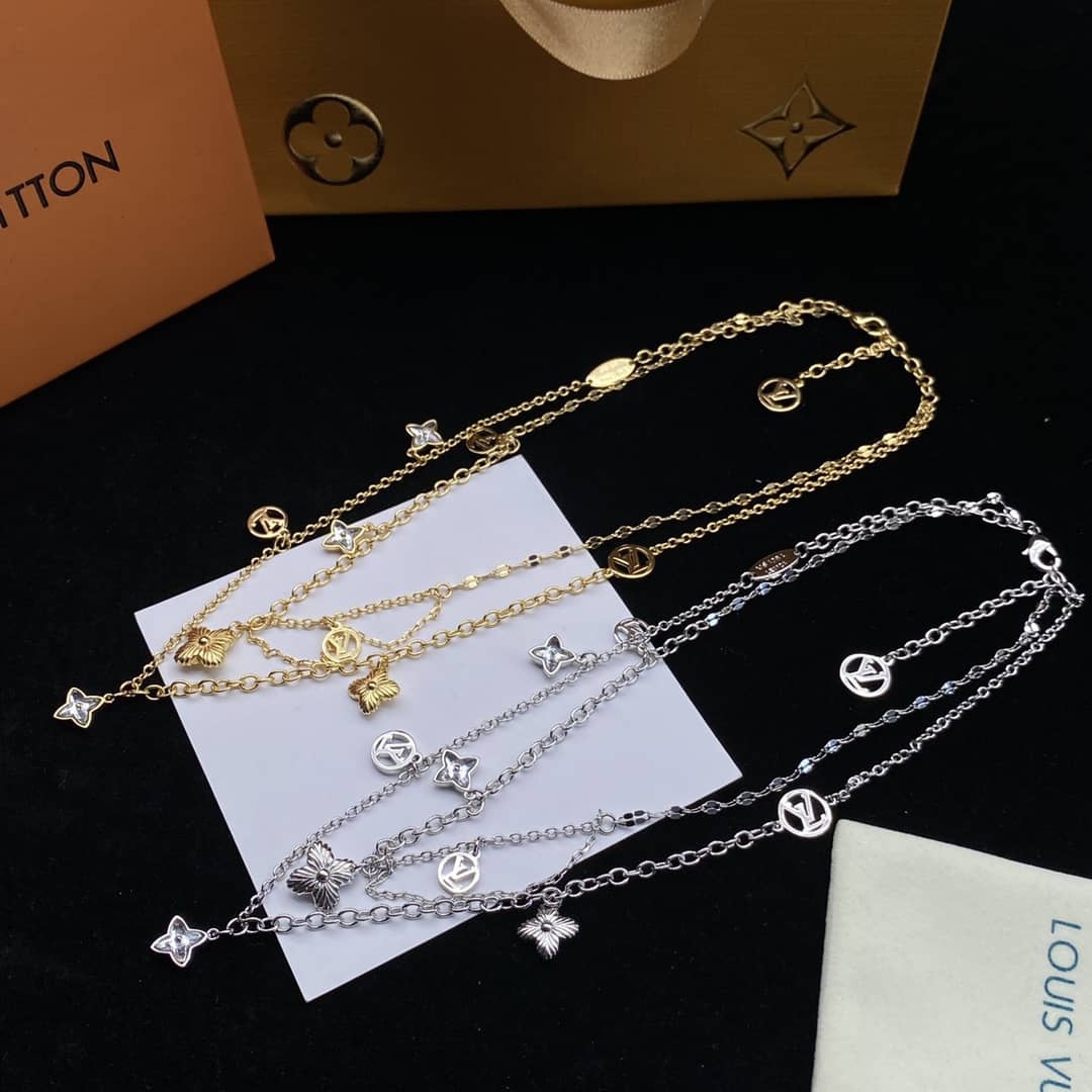 7 Star L0vis Vvtt0n Necklace