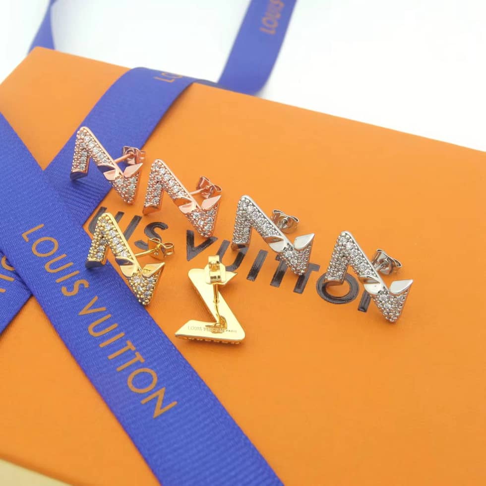 High Quality L0vis Vvtt0n Earring