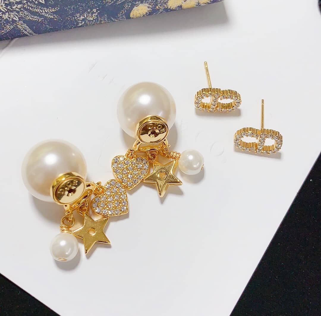 Knockoff Chr1st1an D10r Logo Earring