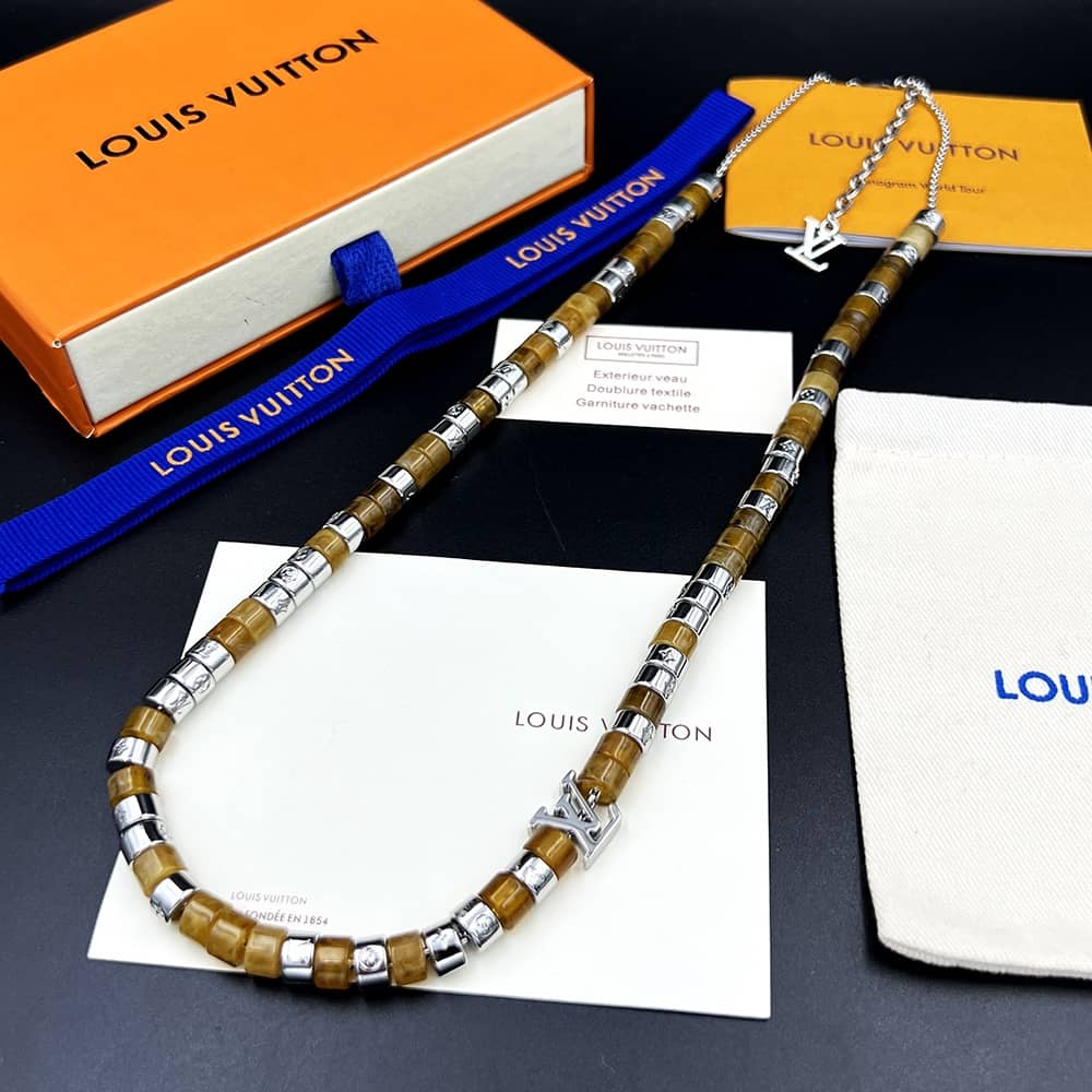 Fake L0vis Vvtt0n Logo Necklace