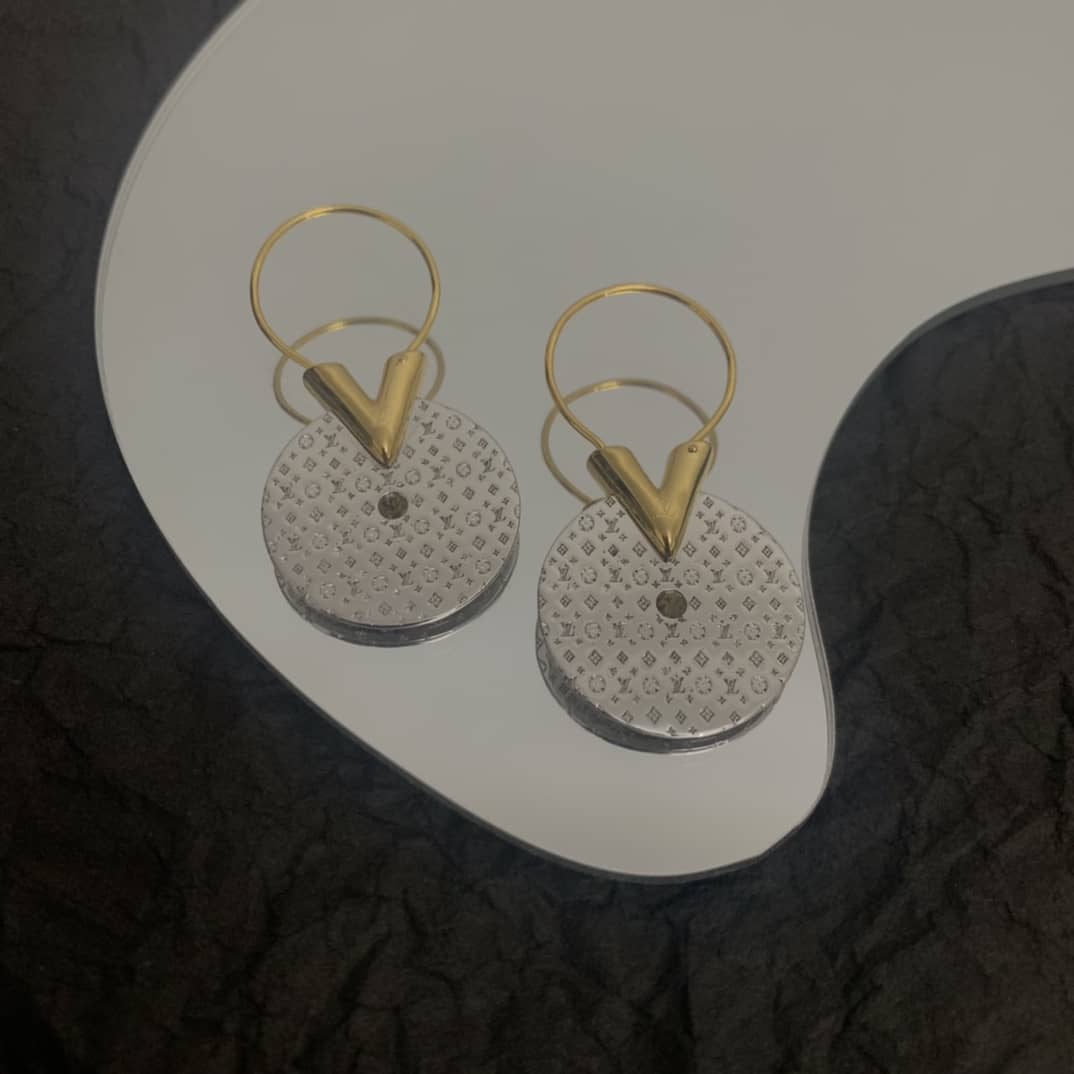 Cheap L0vis Vvtt0n Earring