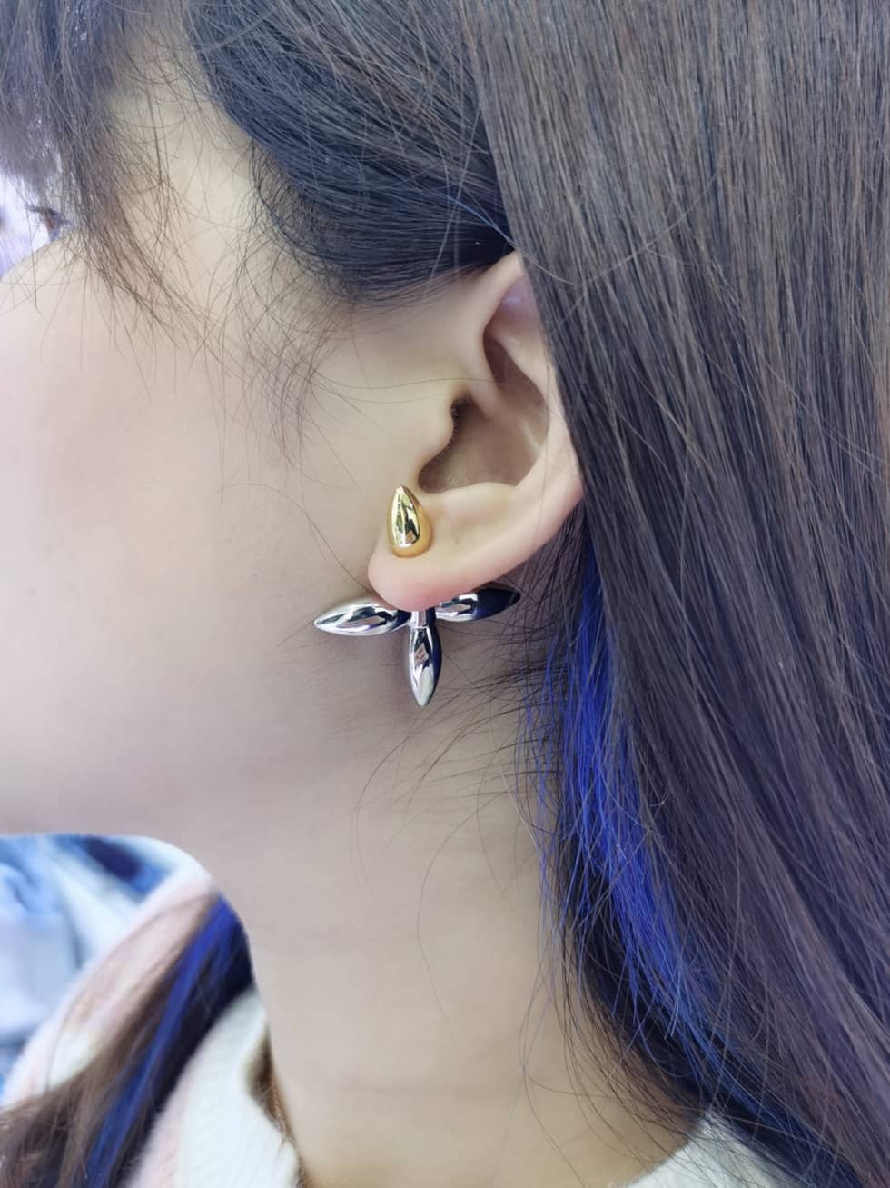 Fake L0vis Vvtt0n Logo Earring