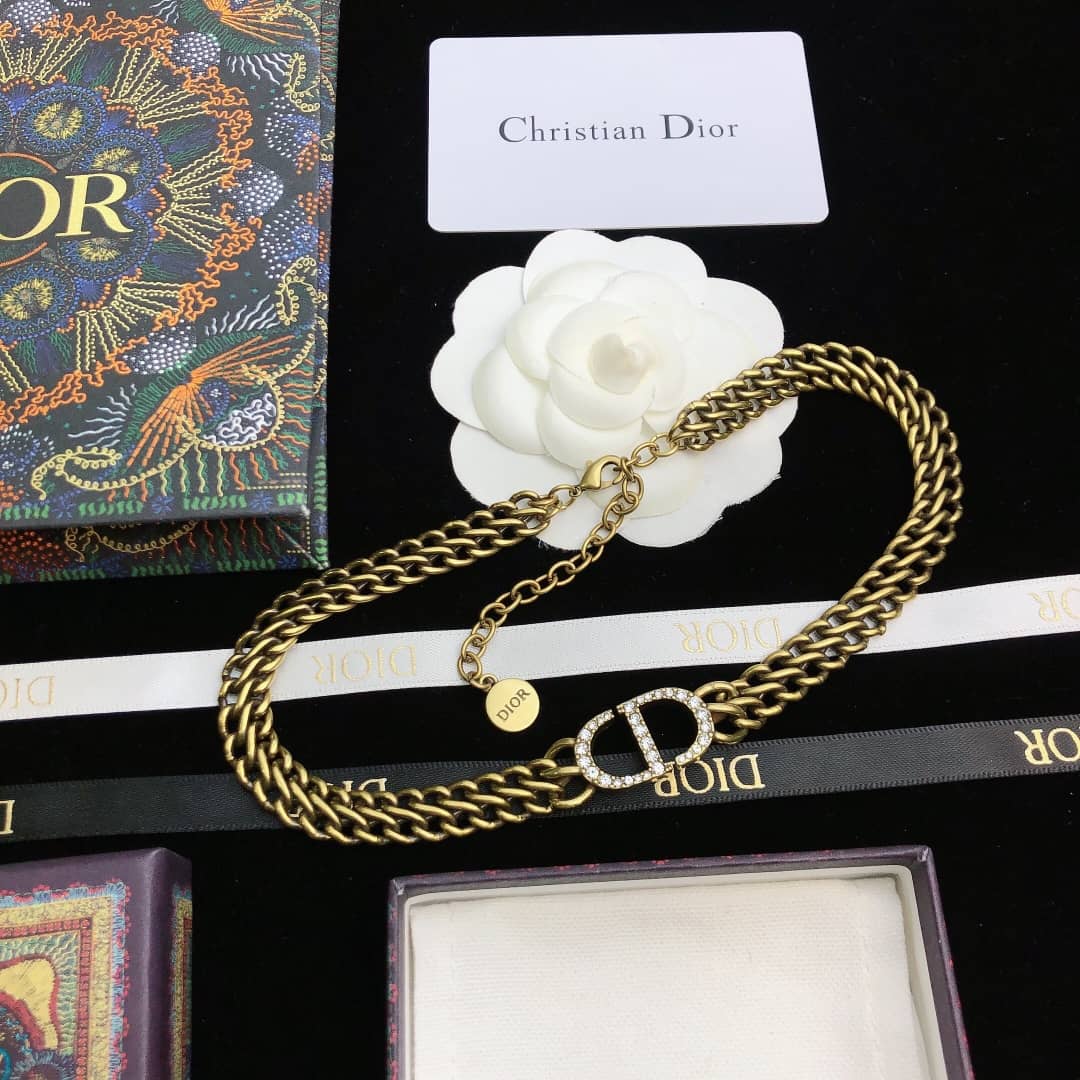 Luxury Chr1st1an D10r Classic AAA+ Necklace