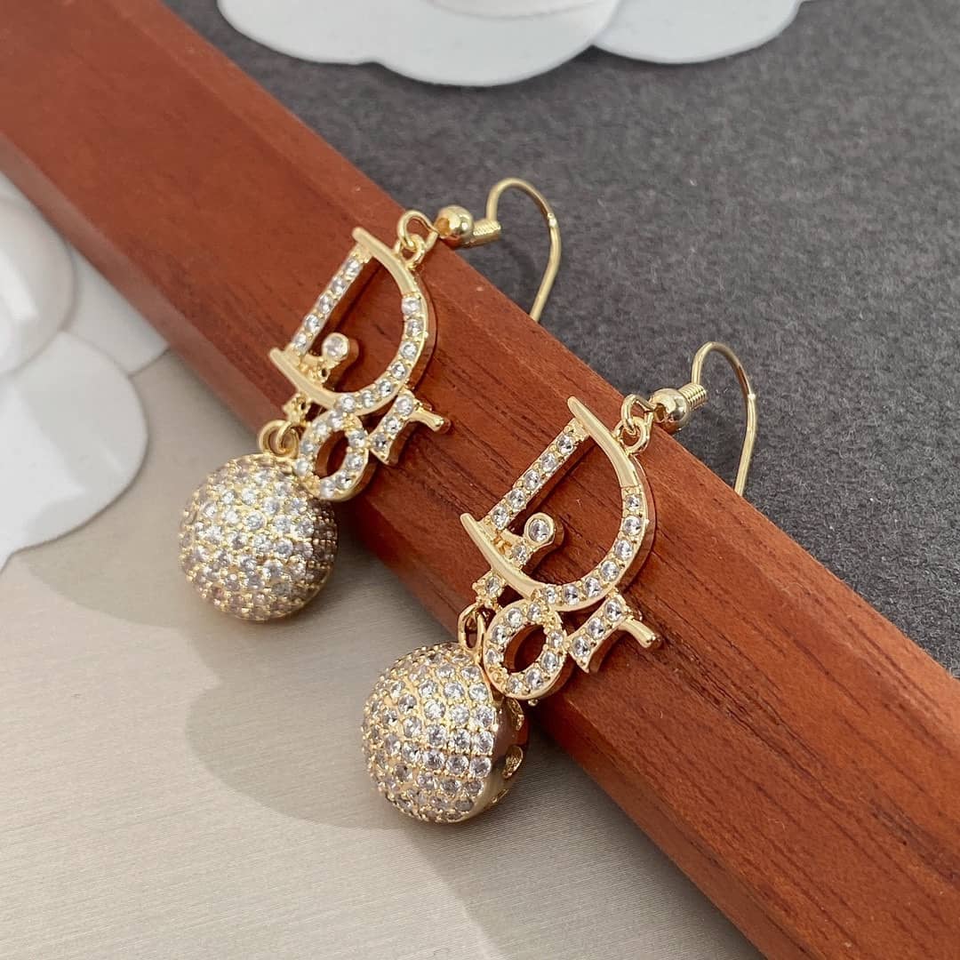 Wholesale Chr1st1an D10r Logo Earring