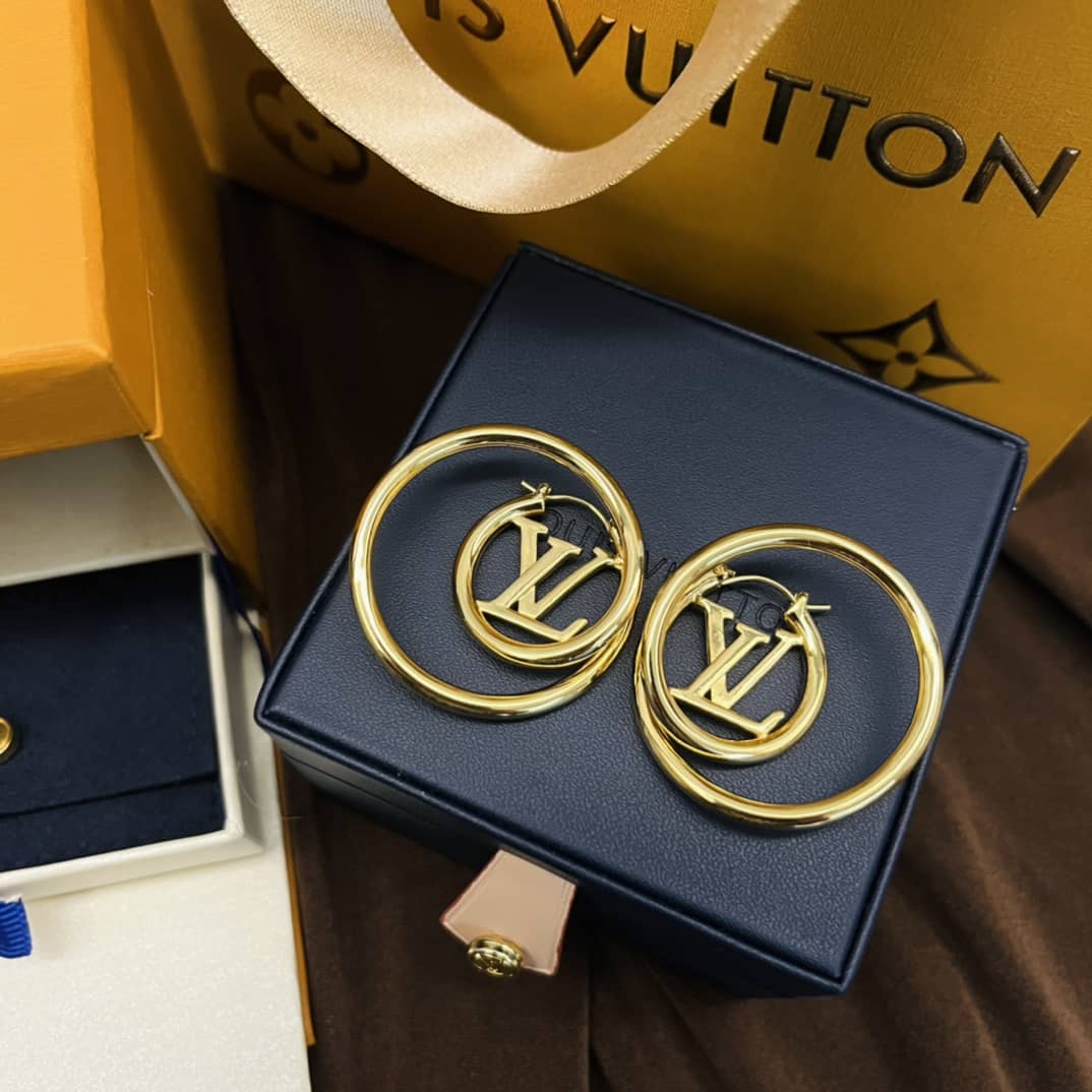 L0vis Vvtt0n Earring First Copy