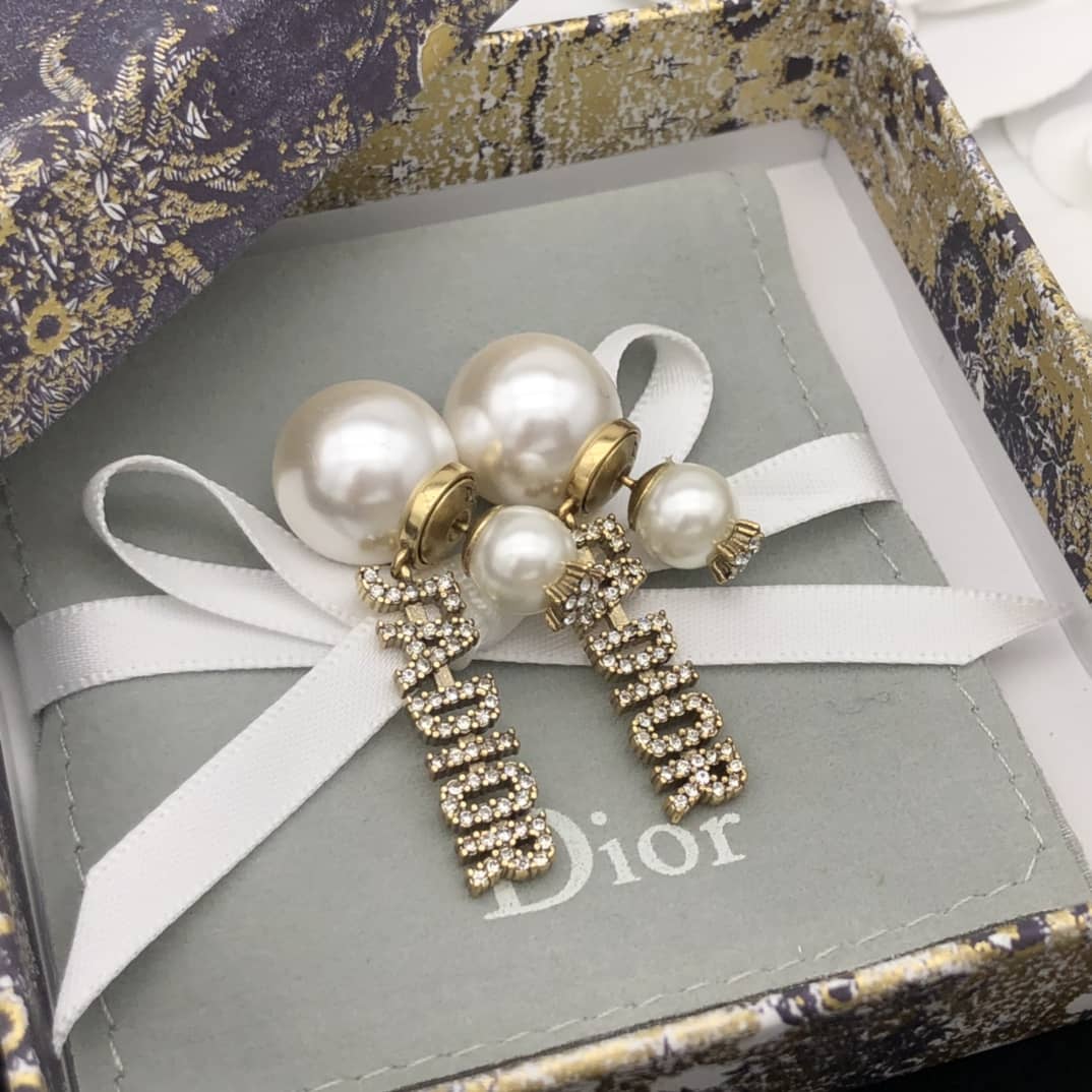 Knockoff Chr1st1an D10r Logo Earring