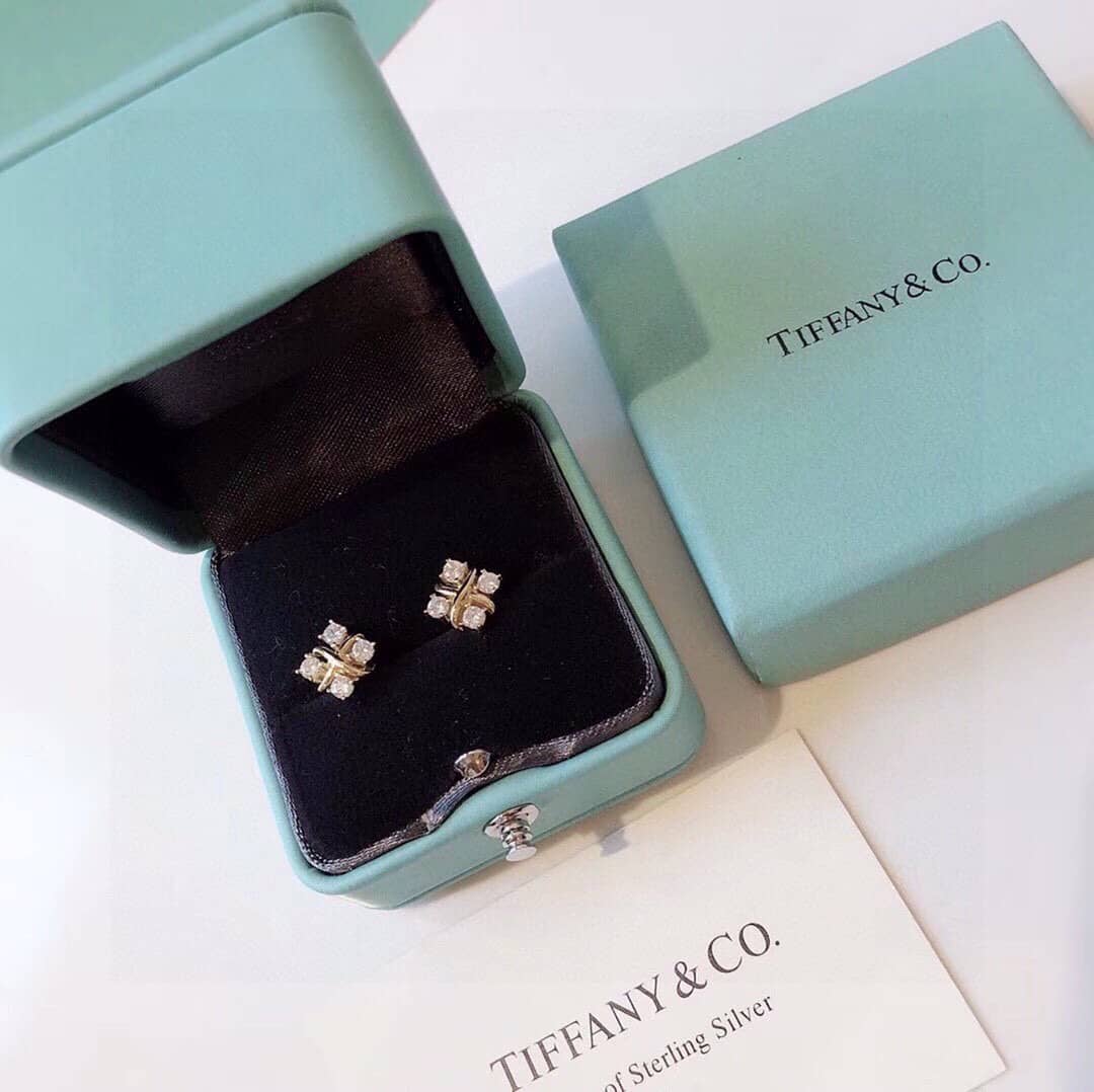 T*f*ny Earring For Sale