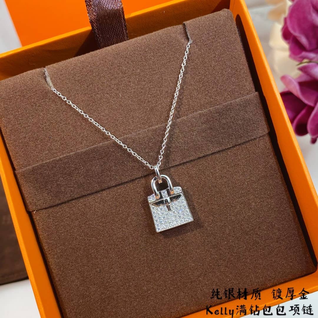 Best H**me5 Classic Necklace