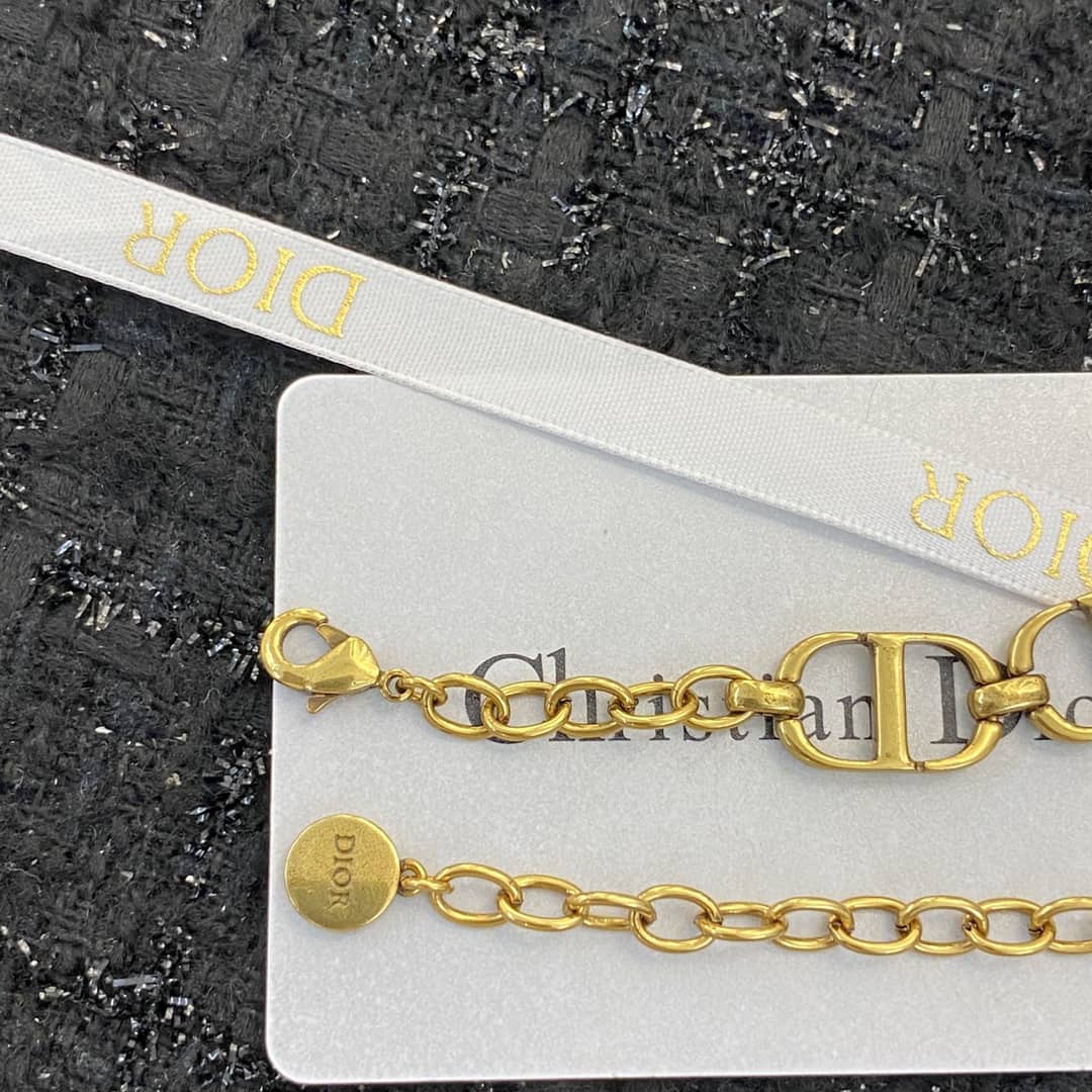 7 Star Chr1st1an D10r Necklace