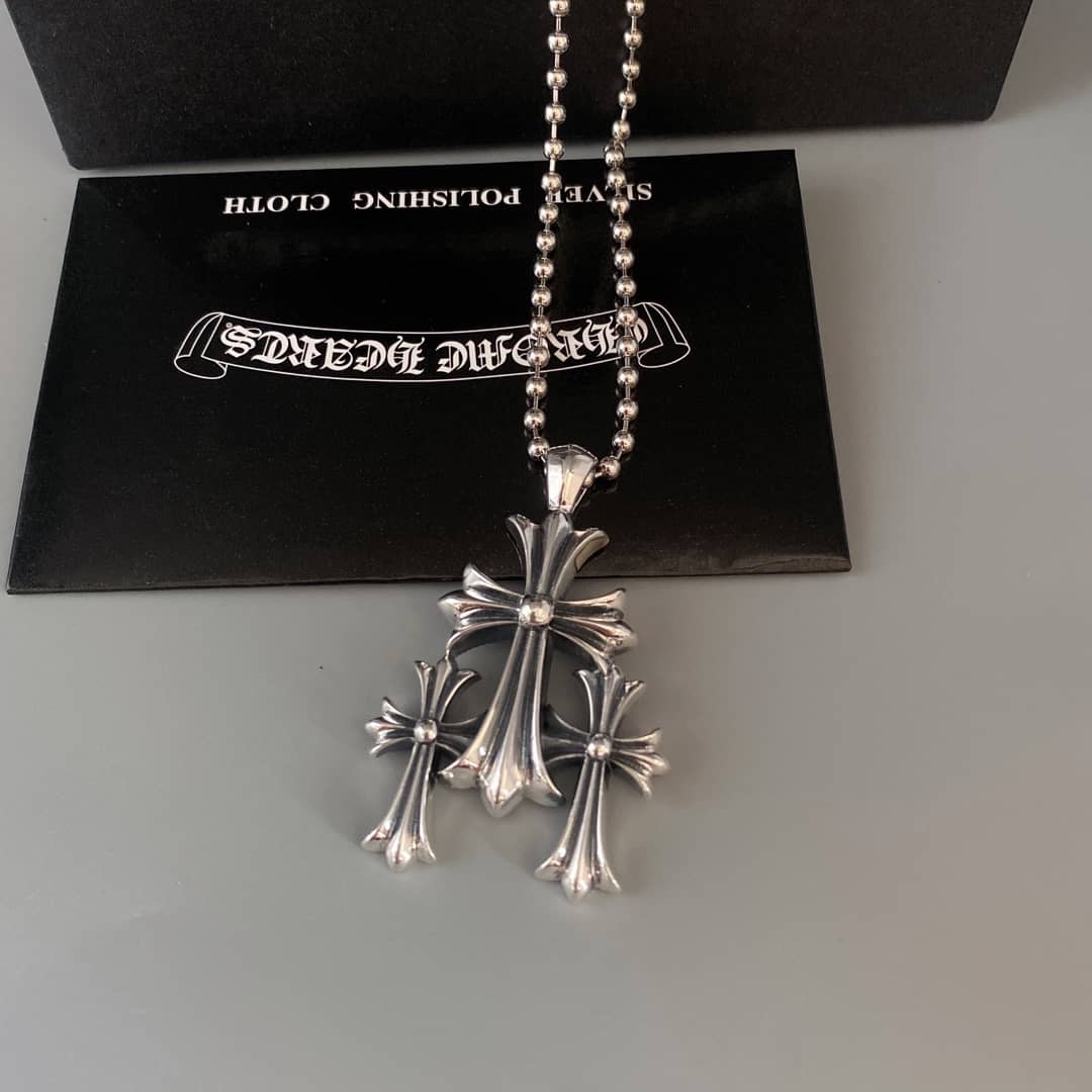 Designer Ch*0me He**ts Classic Necklace