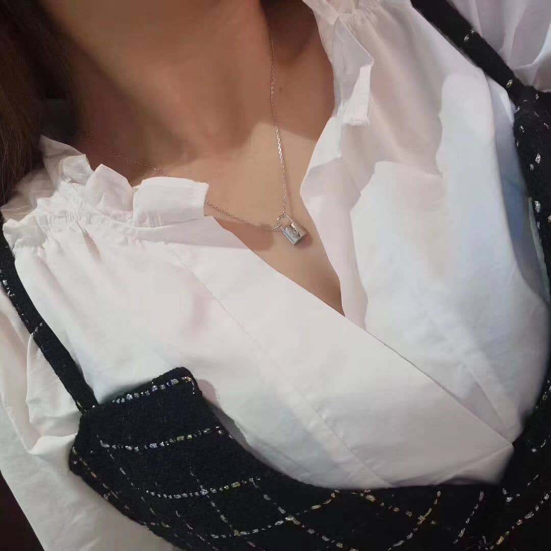 Designer L0vis Vvtt0n Classic Necklace