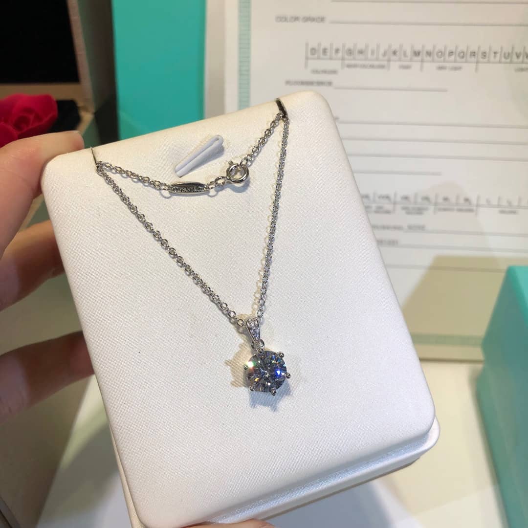 T*f*ny Necklace First Copy