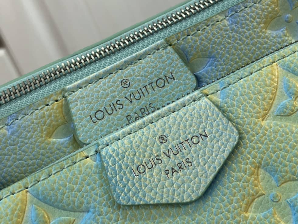 L0vis Vvtt0n Multi Pochette Accessoires Water Green M46180 Replica
