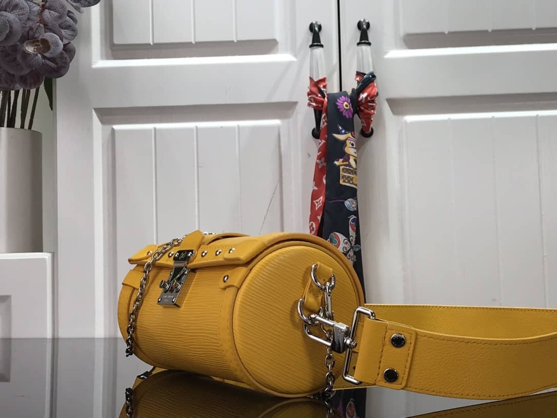 L0vis Vvtt0n Papillon Trunk Monogram Chain Replica Crossbody Bag Yellow M57835