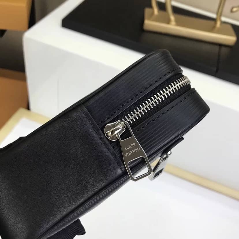 L0vis Vvtt0n Kasai Clutch Epi Leather Replica Black M51726