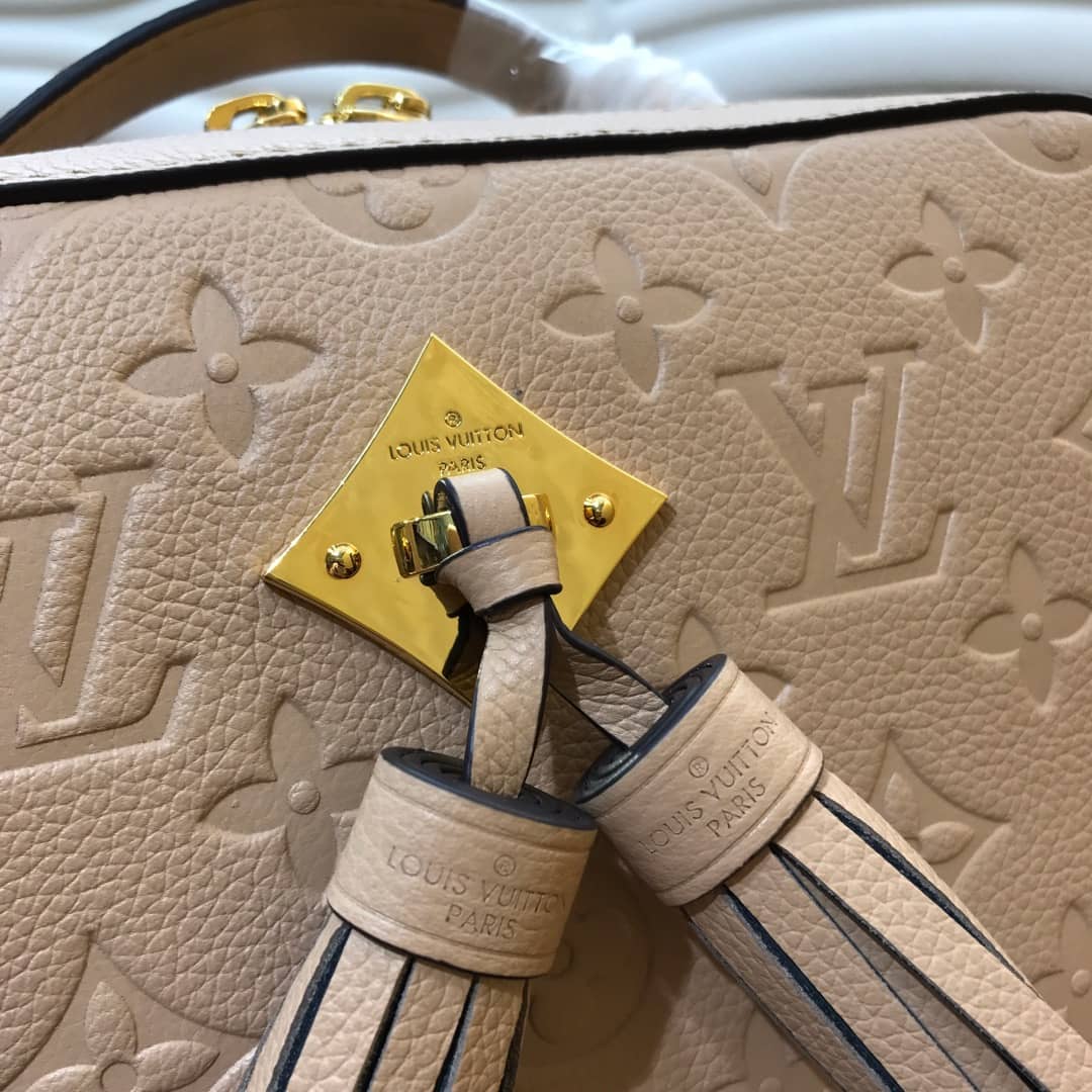 L0vis Vvtt0n Monogram Empreinte Saintonge Replica Bag Beige M44606