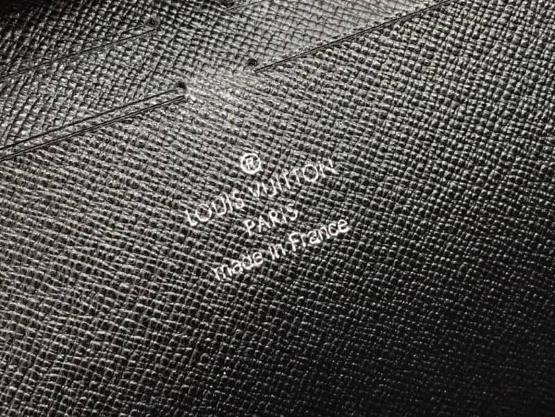 L0vis Vvtt0n Monogram Eclipse Canvas Replica Pouch Black M60417