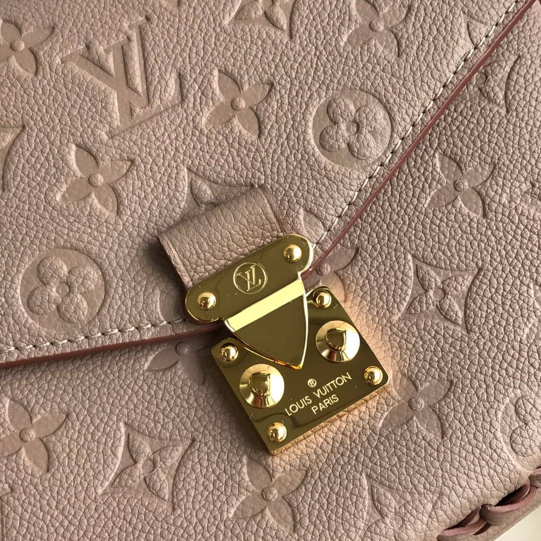 L0vis Vvtt0n Pochette Metis Braided Monogram Empreinte Replica Apricot M43942