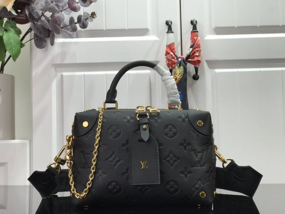L0vis Vvtt0n Petite Malle Souple Monogram Replica Bag Black M45571