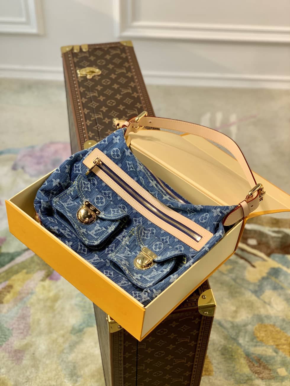 L0vis Vvtt0n Denim Vintage M44464 Replica Shoulder Bag