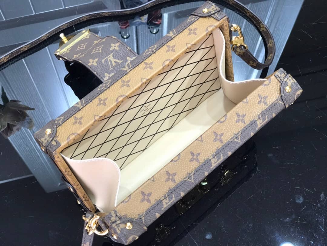L0vis Vvtt0n Petite Malle Trunk M94219 Replica Shoulder Bag