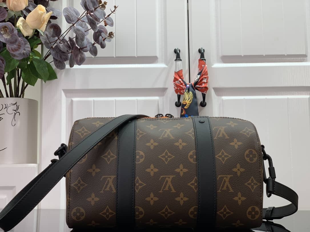 L0vis Vvtt0n City Keepall Friend Virgil Abloh Monogram Replica Shoulder Bag M45652