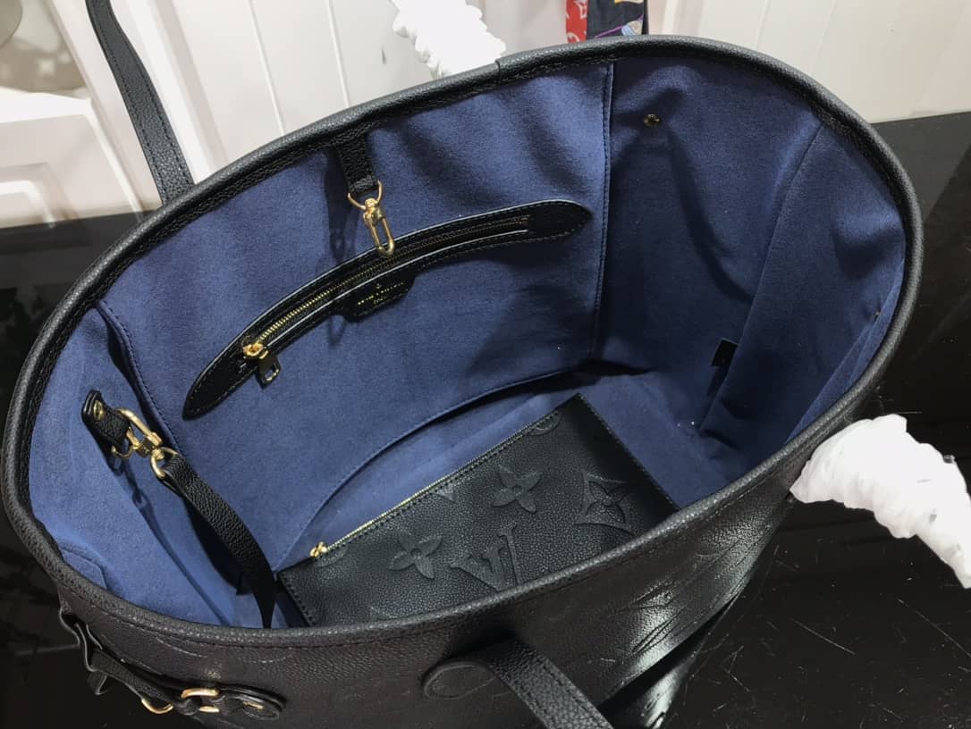 L0vis Vvtt0n Neverfull MM Monogram Empreinte Tourterelle Bag Replica Black M45686