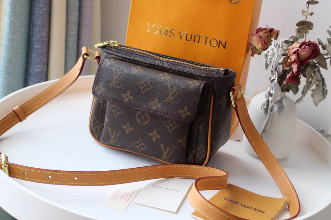 L0vis Vvtt0n Monogram Viva Cite PM Replica Shoulder Bag M51165