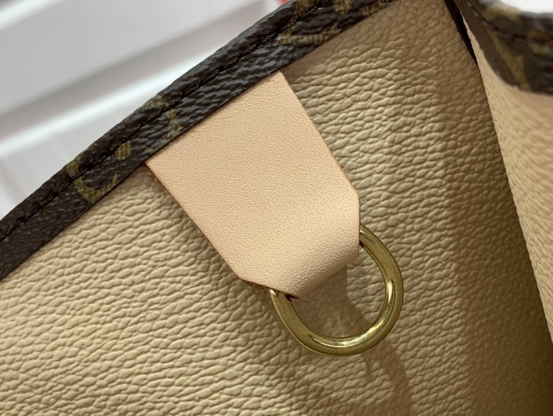 L0vis Vvtt0n Sac Plat Monogram Replica Tote M51140
