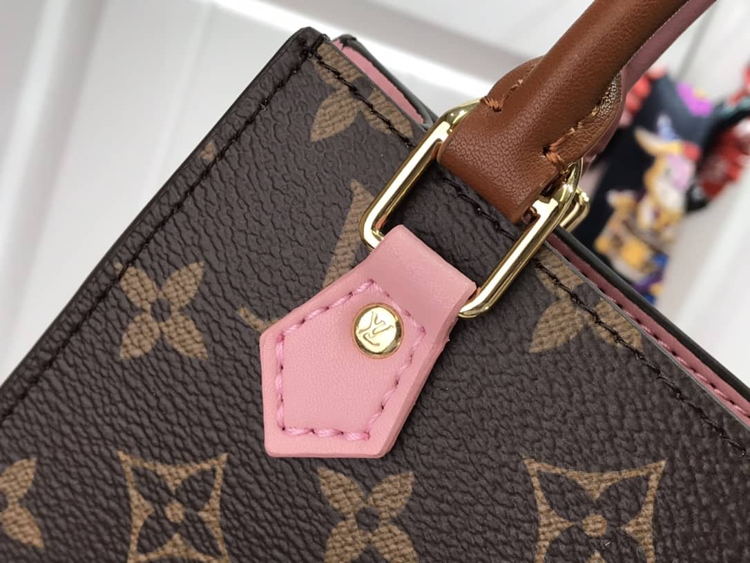 L0vis Vvtt0n Monogram Petit Sac Plat 2Way Replica Shoulder Bag Brown M69442