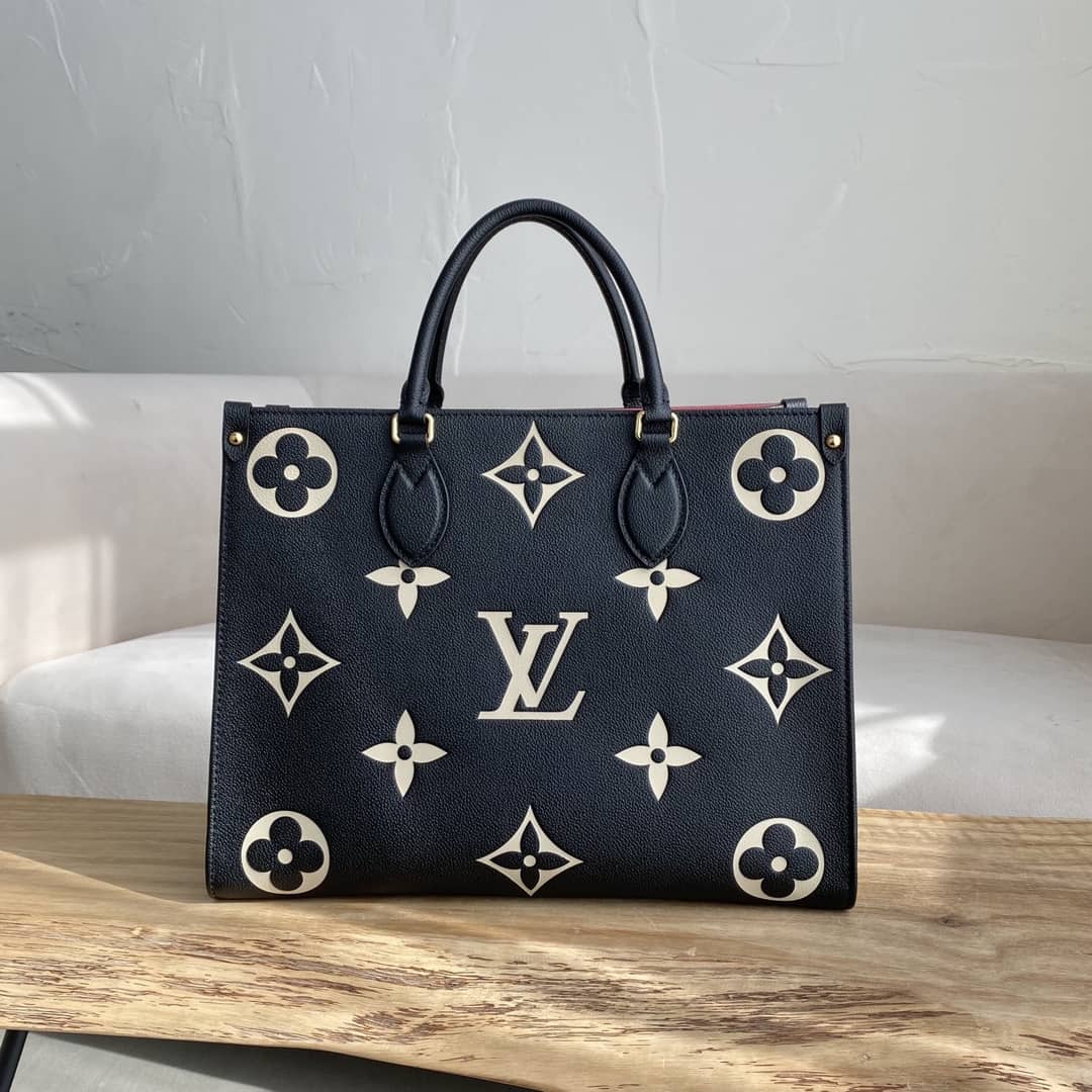 L0vis Vvtt0n Empreinte OnTheGo MM Bag Replica Black M45495