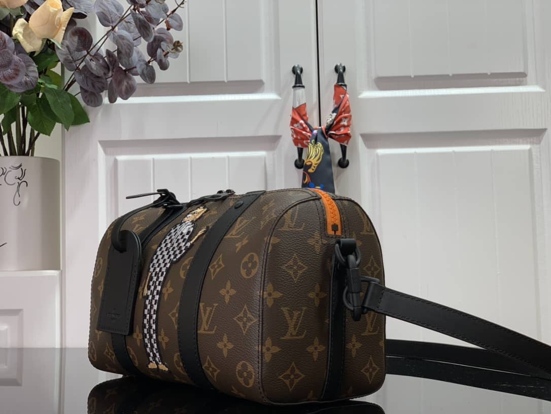 L0vis Vvtt0n City Keepall Friend Virgil Abloh Monogram Replica Shoulder Bag M45652