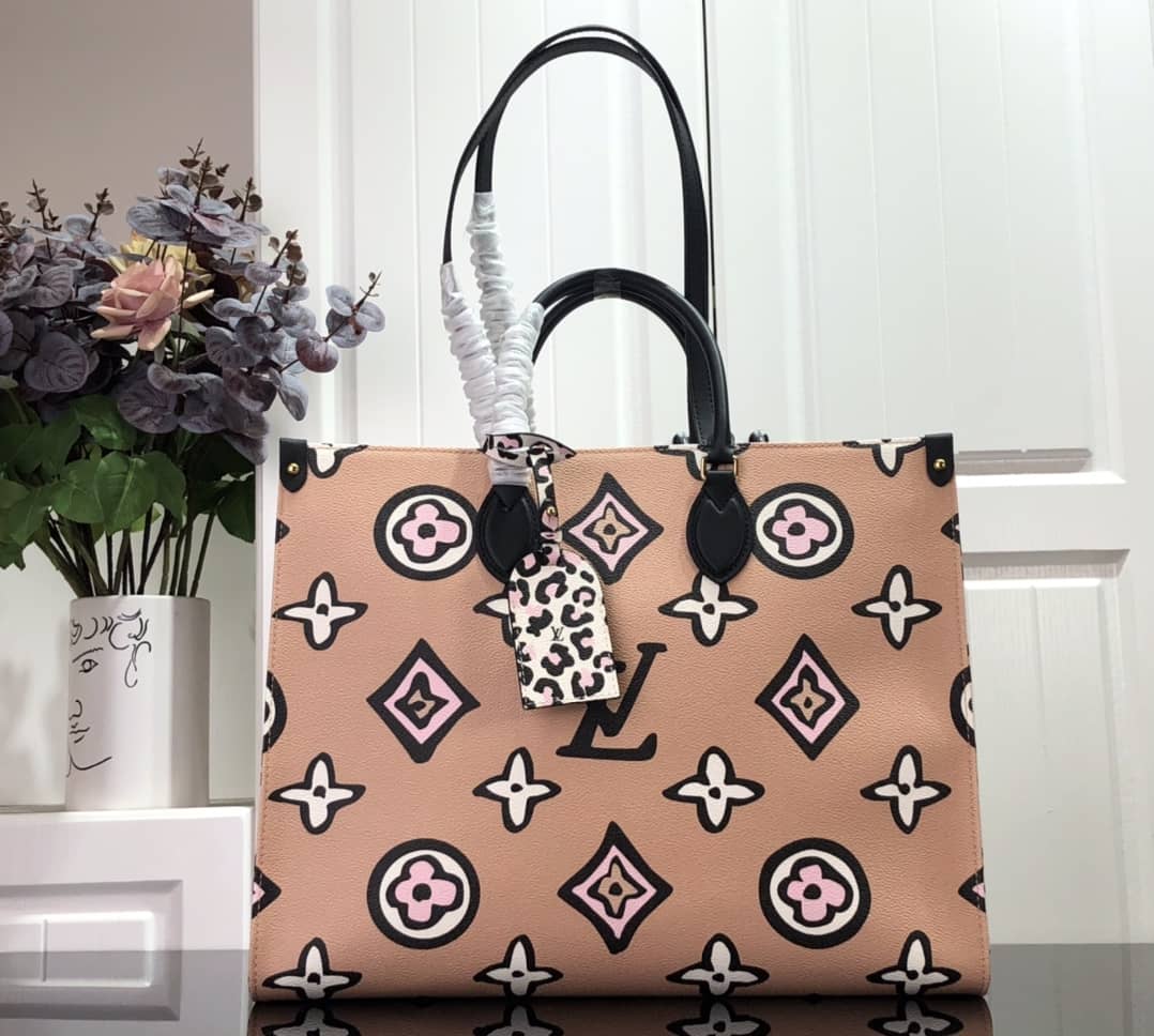 L0vis Vvtt0n Onthego GM Monogram Canvas Tote Replica M45814