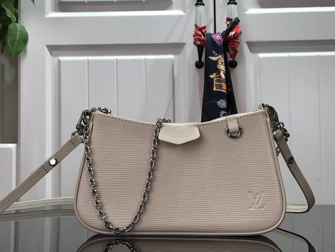 L0vis Vvtt0n Epi Easy Pouch On Strap Replica Bag Beige M80471