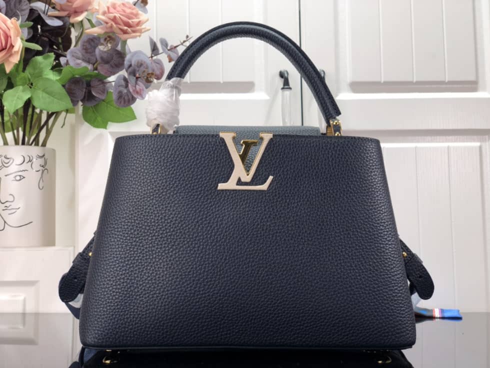 L0vis Vvtt0n Capucines MM Black M59597 Replica Shoulder Bag
