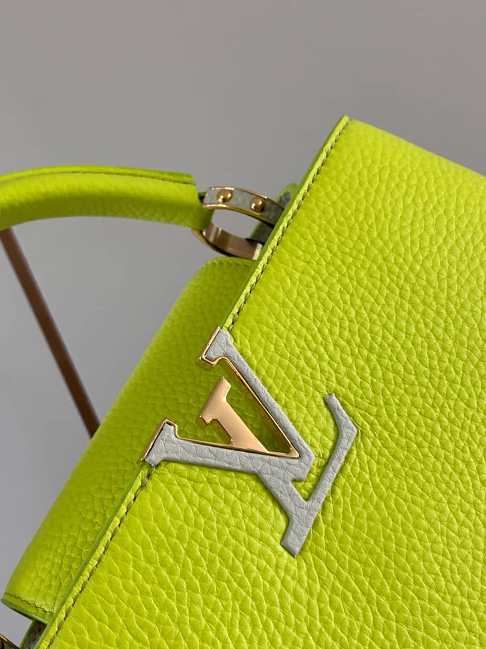 L0vis Vvtt0n Capucines BB Yellow M59468 Replica Shoulder Bag