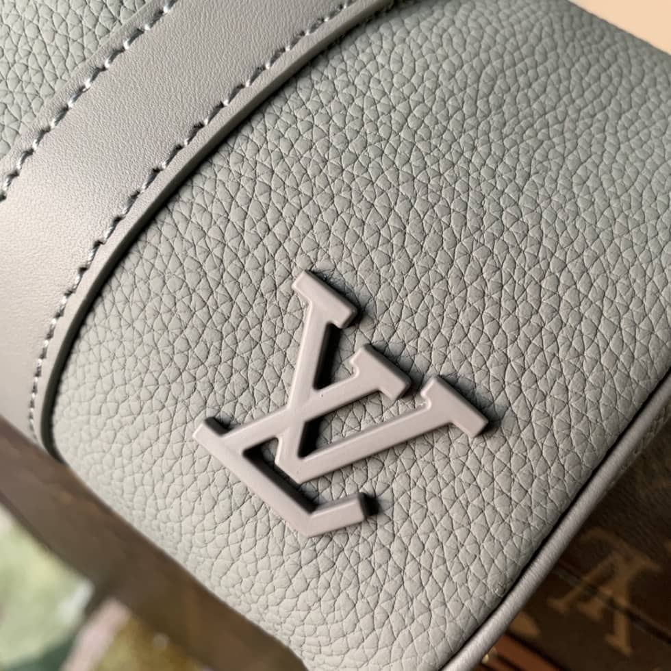 L0vis Vvtt0n Keepall XS Gery M81003 Replica Shoulder Bag