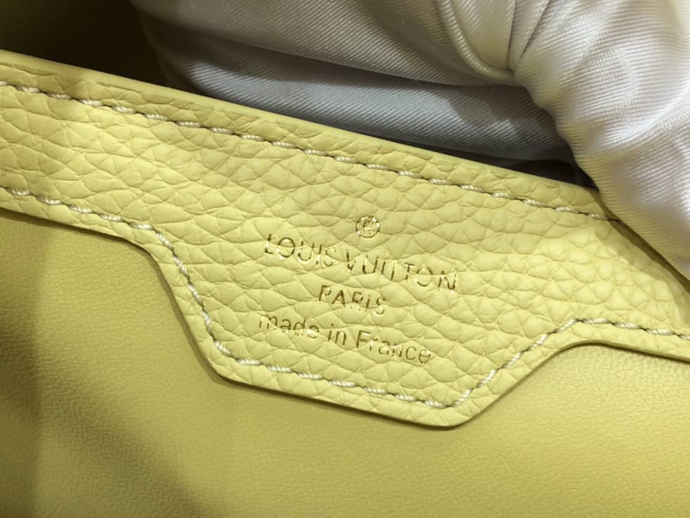 L0vis Vvtt0n Capucines BB Taurillon Leather Bubble Yellow M58694 Replica Shoulder Bag