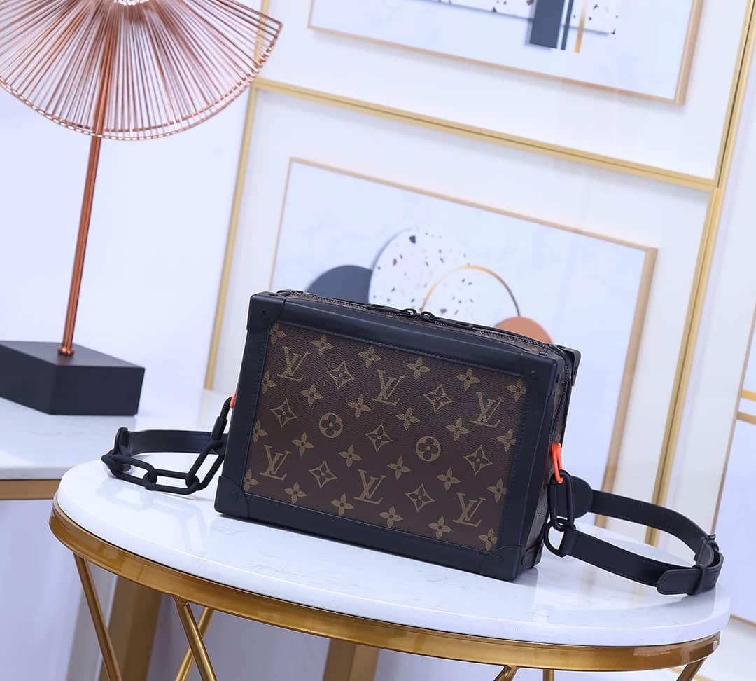 L0vis Vvtt0n x Virgil Abloh Monogram Soft Trunk Replica M44478