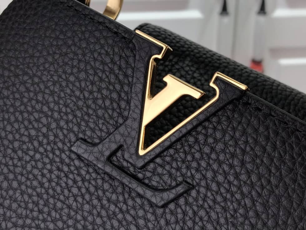 L0vis Vvtt0n Capucines Mini Black M58732 Replica Crossbody Bag