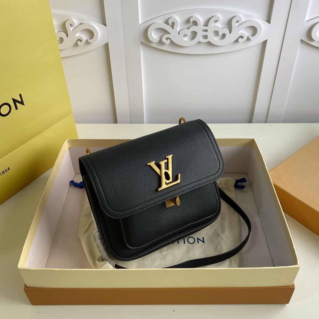 L0vis Vvtt0n Lockme Chain PM Replica Handbag Black M57073