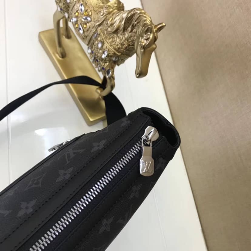 L0vis Vvtt0n Odyssey Messenger PM Bag Replica Black M44223