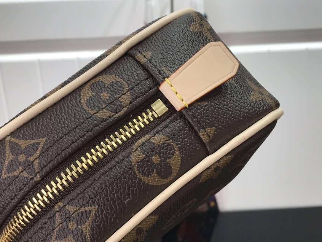 L0vis Vvtt0n Toiletry Trousse Damier Pouch PM Replica N47522