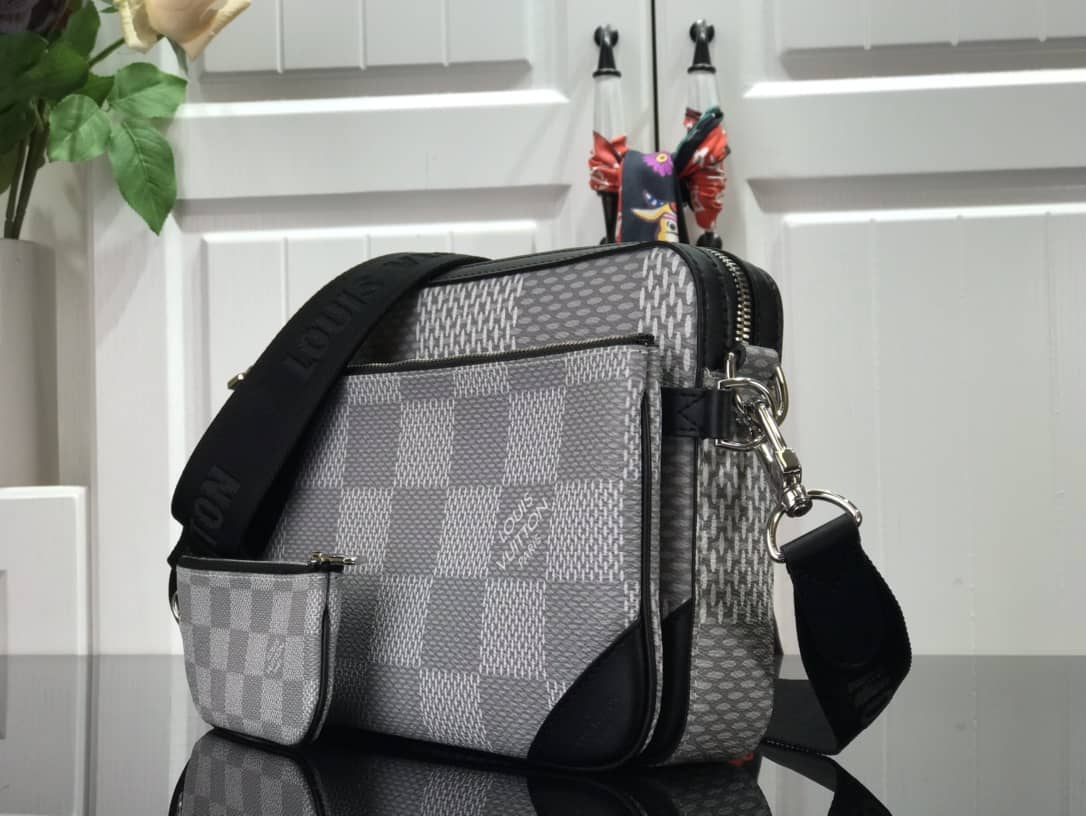 L0vis Vvtt0n Virgil Abloh Trio Multi Replica Messenger Bag Gray M69443
