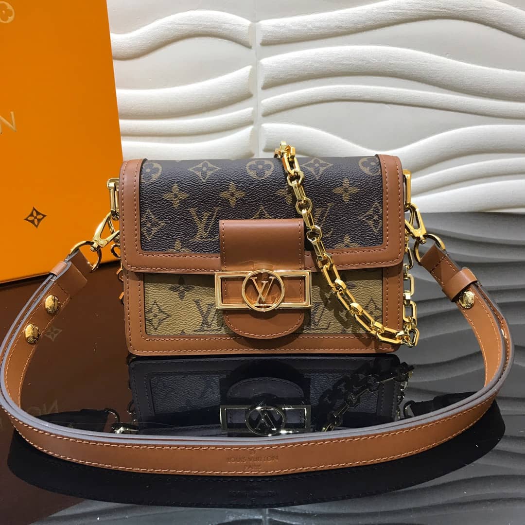 L0vis Vvtt0n Monogram Reverse Dauphine Chain Wallet Brown M45958