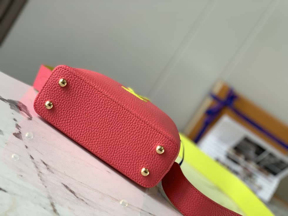 L0vis Vvtt0n Capucines Mini M59440 Replica Shoulder Bag