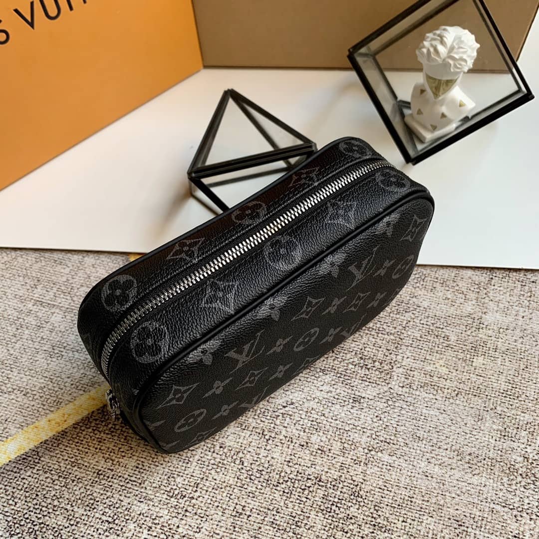 L0vis Vvtt0n Monogram Trousse Toilette Clutch Replica Black M47522